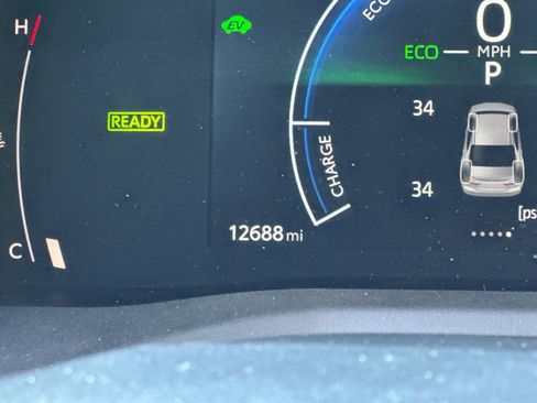 Used 2026 Toyota Camry SE w/ Convenience Package FWD image 26