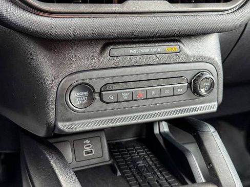 Used 2025 Ford Bronco Sport Badlands image 31