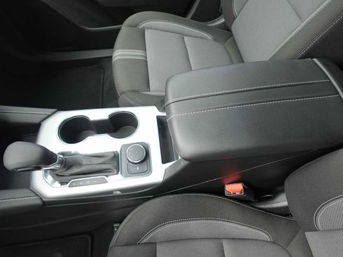 Used 2025 Chevrolet Blazer LT AWD/4WD image 13