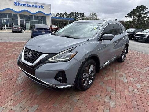 Used 2023 Nissan Murano Platinum w/ Cargo Package FWD image 32