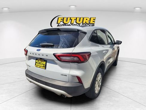 Used 2025 Ford Escape Active image 3