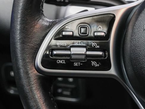 Certified 2023 Mercedes-Benz GLB 250 4MATIC image 21
