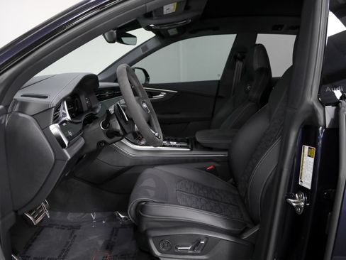 Used 2026 Audi RS Q8 performance AWD/4WD image 42