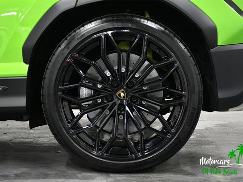 Used 2025 Lamborghini Urus SE image 58