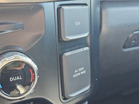 Used 2023 Ford F350 Lariat w/ FX4 Off-Road Package AWD/4WD image 32