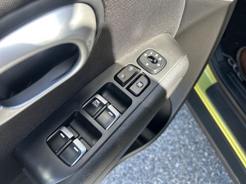 Used 2017 Kia Soul FWD image 21