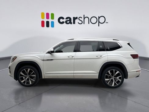 Used 2024 Volkswagen Atlas SEL Premium R-Line image 2