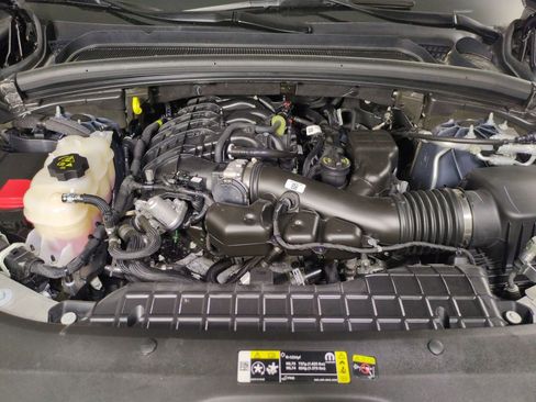 Used 2024 Jeep Grand Cherokee L Altitude image 24