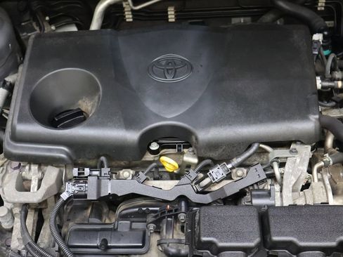 Used 2019 Toyota RAV4 LE w/ All Weather Liner Package AWD/4WD image 25