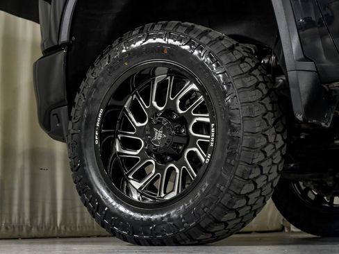 Used 2020 Chevrolet Silverado 2500 High Country w/ Z71 Off-Road Package AWD/4WD image 55