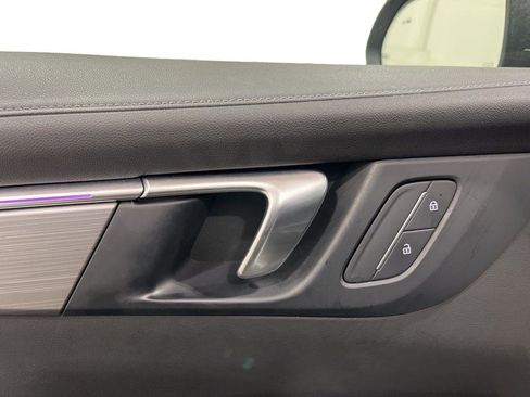 Certified 2025 Buick Enclave Preferred AWD/4WD image 12