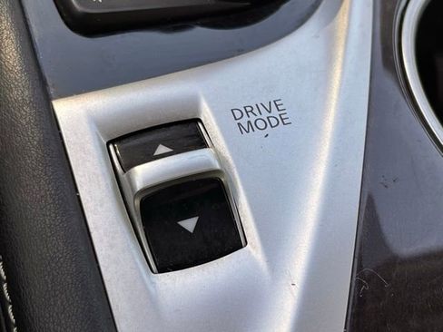 Certified 2019 INFINITI Q50 Luxe w/ Essential Package (3.0T Luxe) image 22