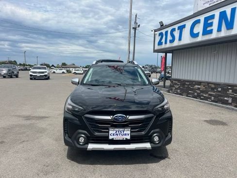Used 2023 Subaru Outback Touring XT AWD/4WD image 2