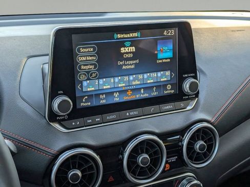 Certified 2025 Nissan Sentra SR FWD image 23