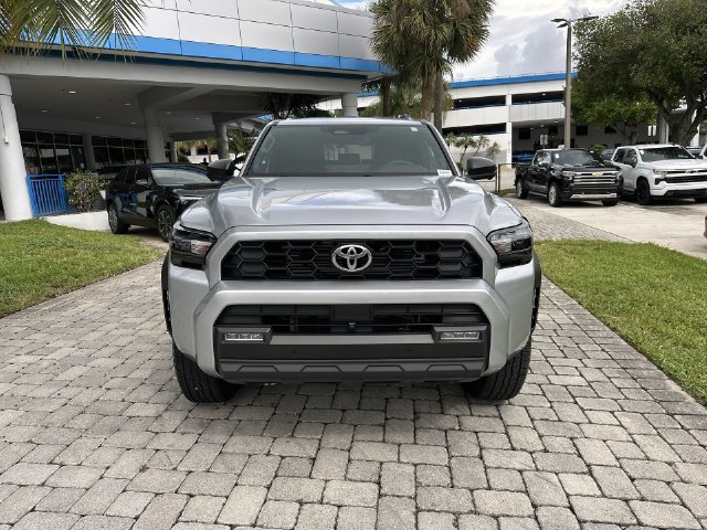 Used 2025 Toyota 4Runner TRD Off-Road Premium AWD/4WD image 18