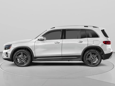 New 2026 Mercedes-Benz GLB 250 4MATIC image 2