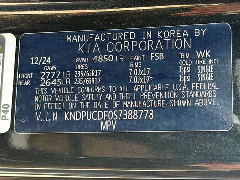 Used 2025 Kia Sportage LX image 12