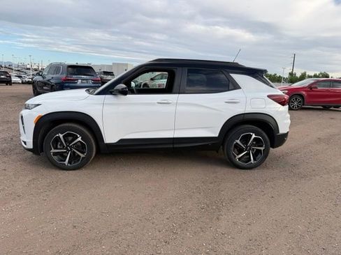 Used 2022 Chevrolet TrailBlazer RS AWD/4WD image 2