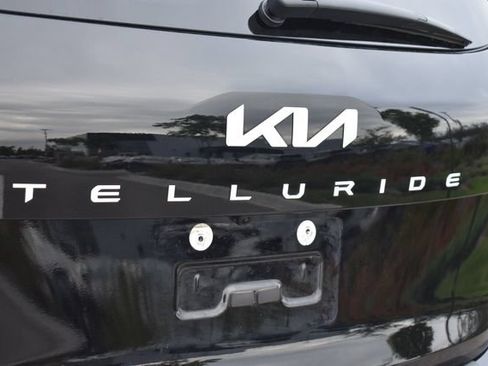 Used 2023 Kia Telluride SX Prestige AWD/4WD image 13