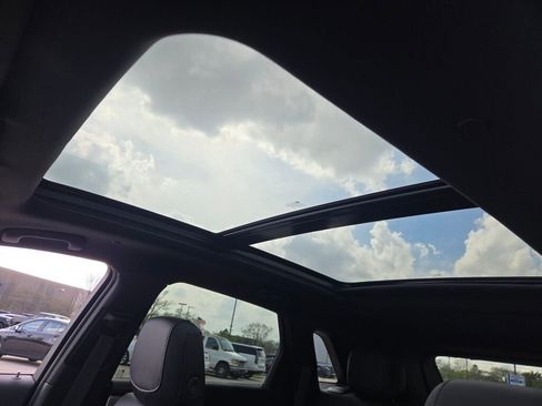 New 2026 Cadillac XT5 Premium Luxury w/ LPO, ONYX Package AWD/4WD image 27