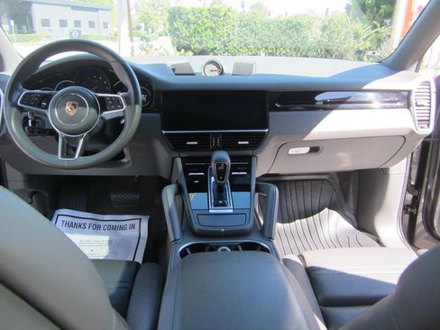 Used 2019 Porsche Cayenne AWD/4WD image 22