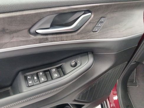 New 2025 Jeep Grand Cherokee Limited image 7