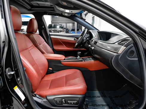 Used 2015 Lexus GS 350 w/ F Sport Package RWD image 32