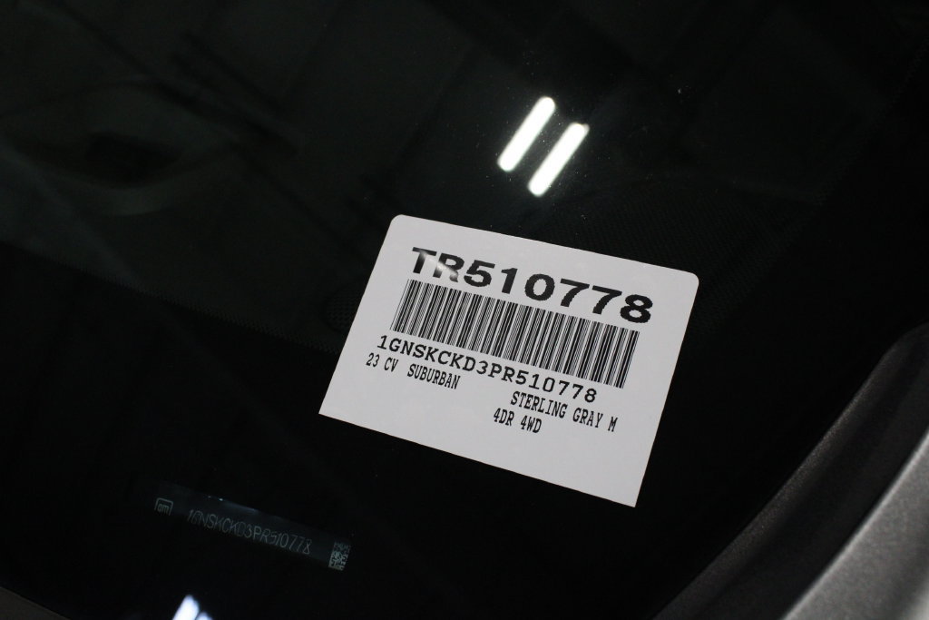 Used 2023 Chevrolet Suburban LT w/ LT Signature Package AWD/4WD image 38
