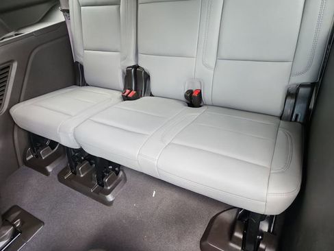 Used 2023 Chevrolet Tahoe LT w/ Luxury Package AWD/4WD image 35
