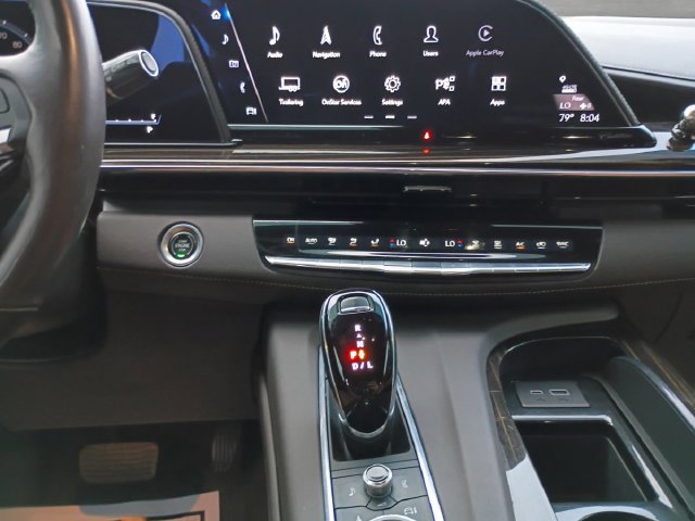 Used 2023 Cadillac Escalade Sport w/ LPO, ONYX Package AWD/4WD image 3