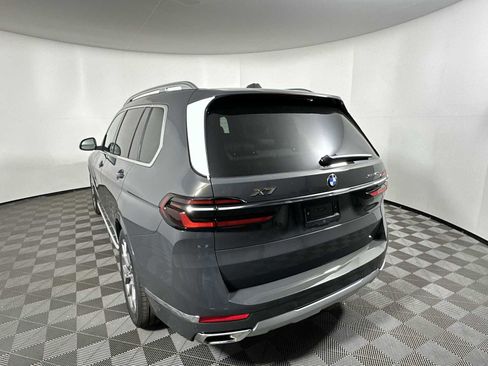 New 2026 BMW X7 xDrive40i w/ Executive Package image 3
