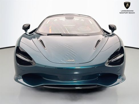 Used 2024 McLaren 750S RWD image 3