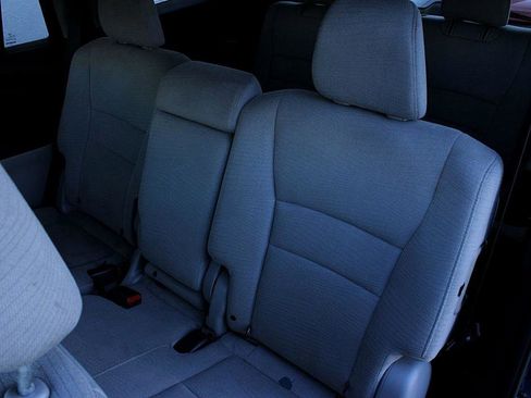 Used 2018 Honda Pilot LX image 12