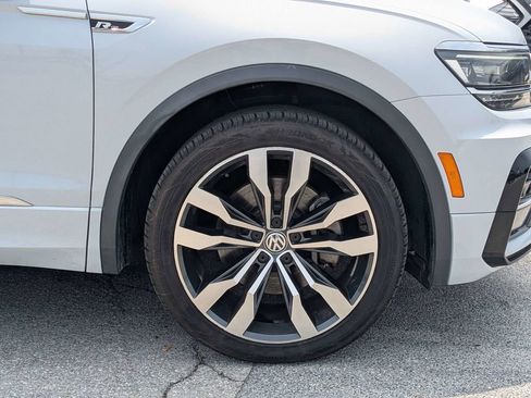 Used 2019 Volkswagen Tiguan SEL Premium R-Line AWD/4WD image 10