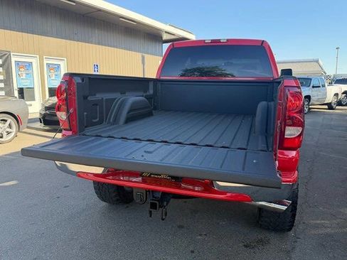 Used 2003 Chevrolet Silverado 2500 LS w/ Skid Plate Package AWD/4WD image 9