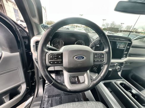 Used 2022 Ford F150 XLT w/ Equipment Group 302A High image 16