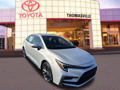 New 2025 Toyota Corolla SE image 3