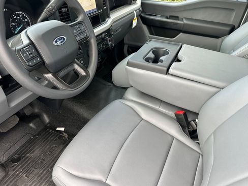 New 2026 Ford F250 XL w/ XL Chrome Package image 10