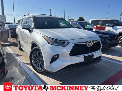 Used 2022 Toyota Highlander Limited