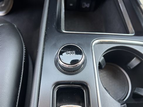 Certified 2023 Lincoln Corsair AWD image 19