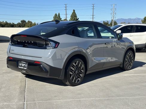 New 2026 Nissan Leaf Platinum+ image 7