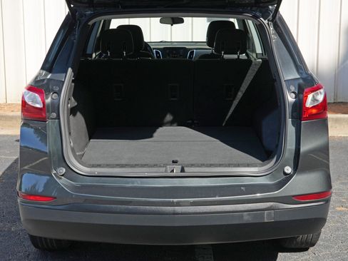 Used 2020 Chevrolet Equinox LS FWD image 8