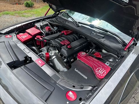 Used 2020 Dodge Challenger R/T Scat Pack RWD image 36