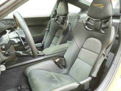 Certified 2024 Porsche 911 GT3 RS RWD image 5