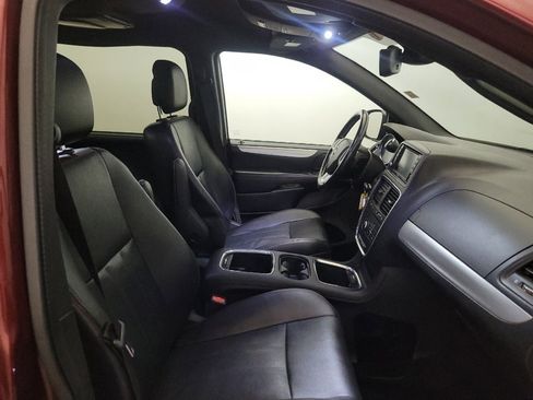 Used 2019 Dodge Grand Caravan GT FWD image 21