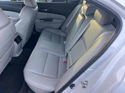 Used 2016 Acura TLX image 14