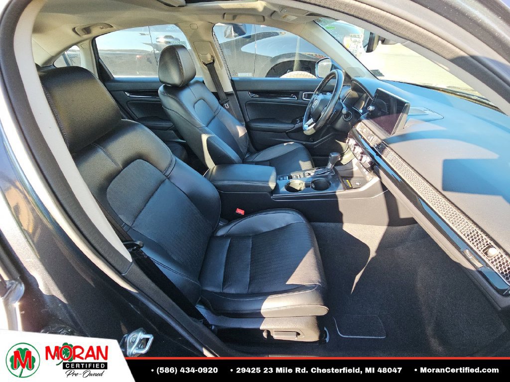 Used 2022 Honda Civic Touring image 10