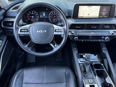 Used 2022 Kia Telluride EX image 29