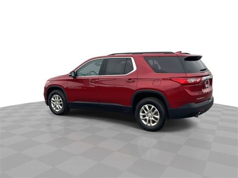 Certified 2021 Chevrolet Traverse LT image 6