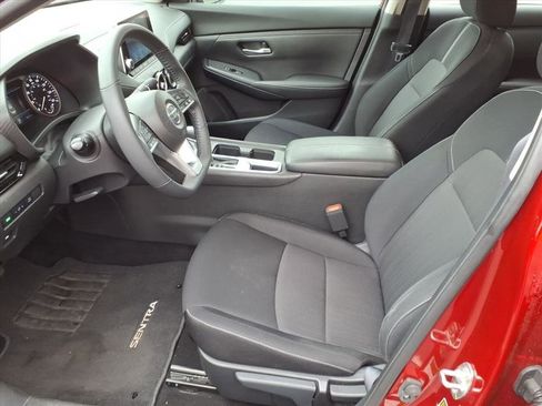 Used 2022 Nissan Sentra SV image 11